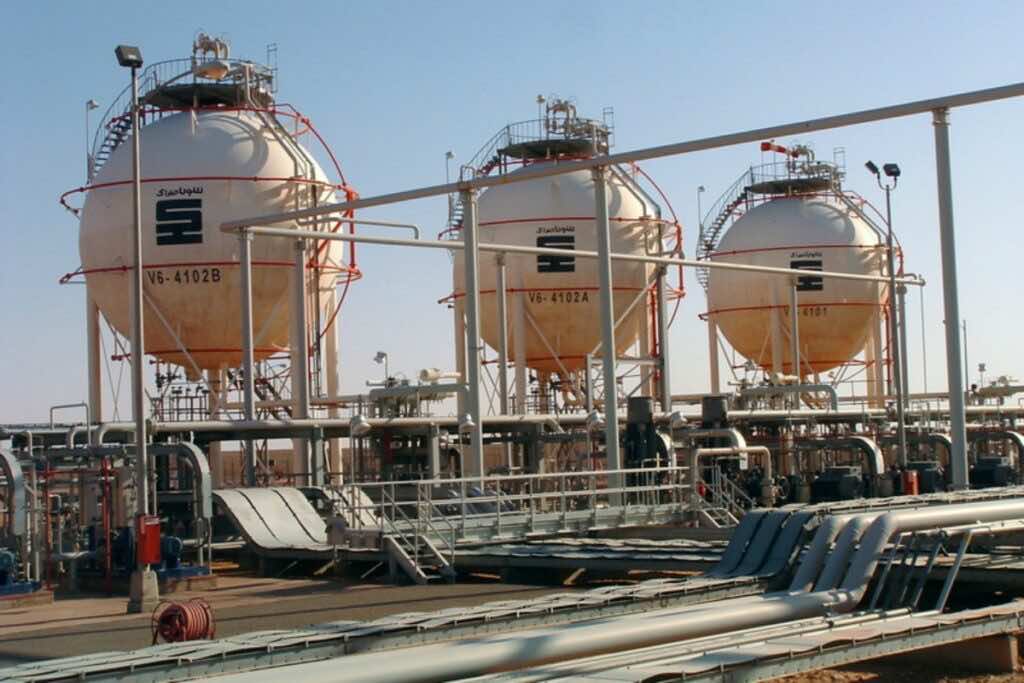 Algeria Collapsing Oil Exports Spell Doom For Economy   Sonatrach Lng 1024x683 