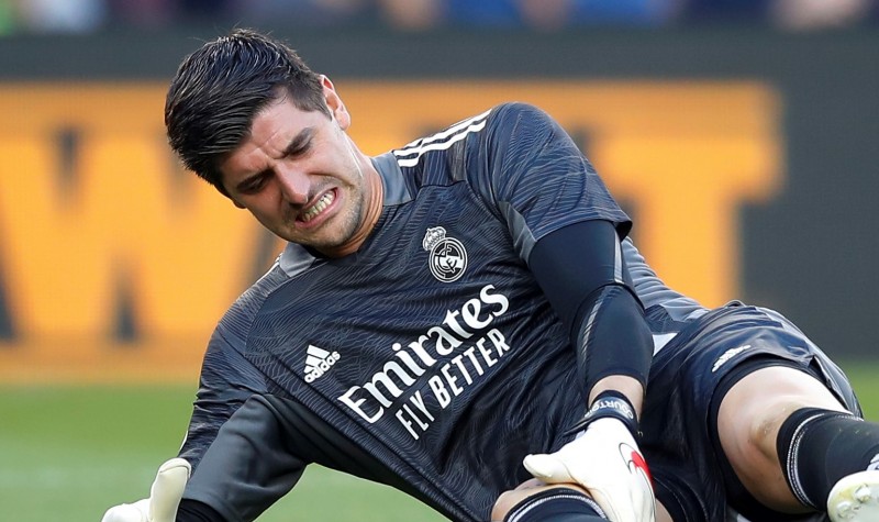 Real Madrid await news on Thibaut Courtois injury ahead of Club World Cup