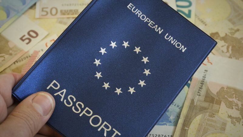 Moroccans Among Main Recipients of EU Member State Citizenship in 2021