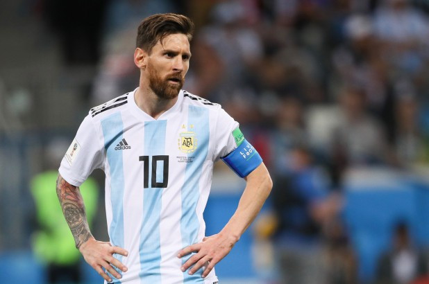 Lionel Messi Breaks Social Media World Record - Captiv8