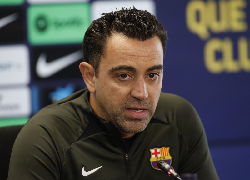 Xavi to Stay On as Barcelona Coach